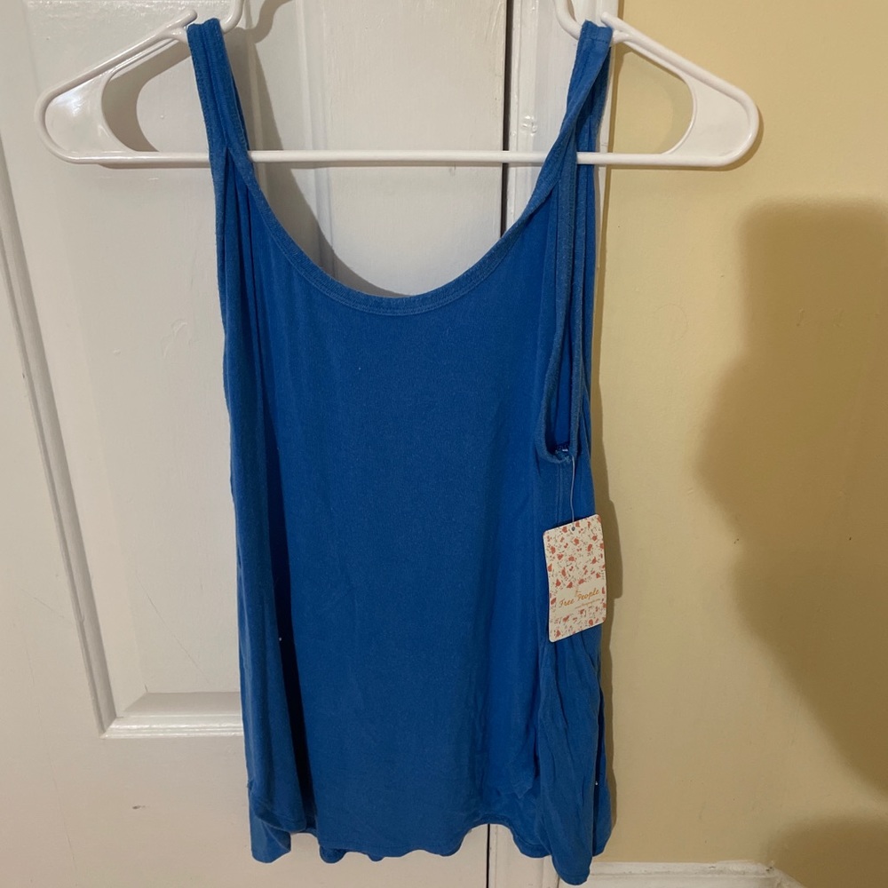 NEW FREE PEOPLE TOP WITH TAGS